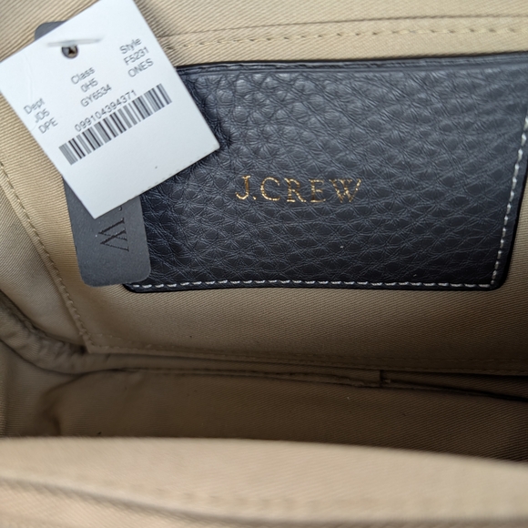 J. Crew Signet Gray Pebbled Leather Crossbody Shoulder Bag Lock & Key NWT - Picture 13 of 16